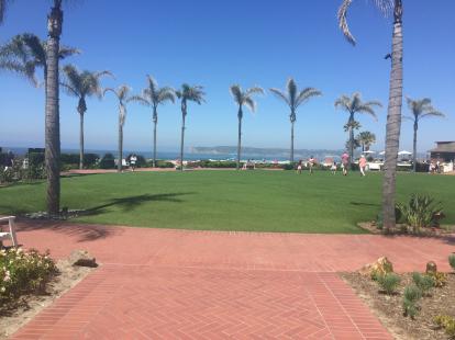 Hotel Del Coronado looking towards the beach 