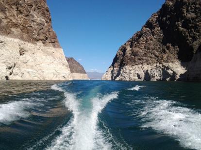 Lake Mead The Narrows A view of the waves created by the boat. Rental boats available