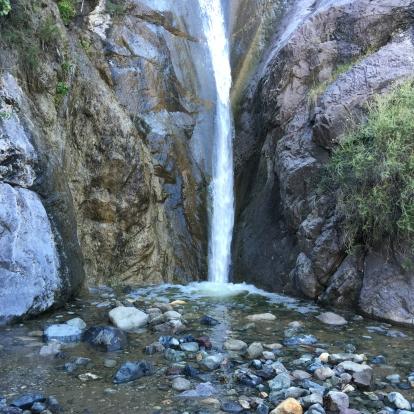 OpenNote: OpenNote: La Cueva Trail hiking waterfall in the dessert Las Cruces