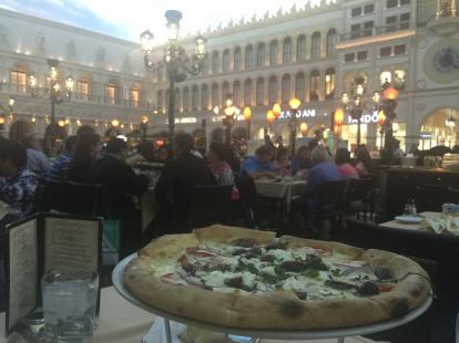 OpenNote: Pizza at Canelleto inside the Venetian #food