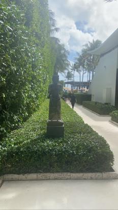 Setai Miami Beach 2022 walkway to the beach 2022