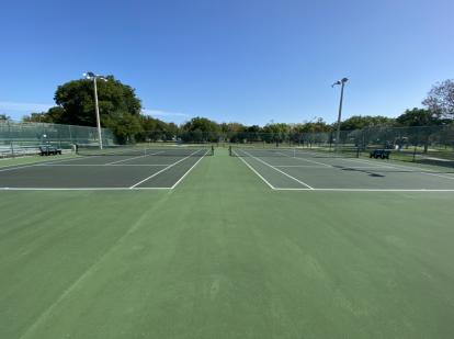 Six tennis courts in Key Largo. Public and excellent condition. 2020
