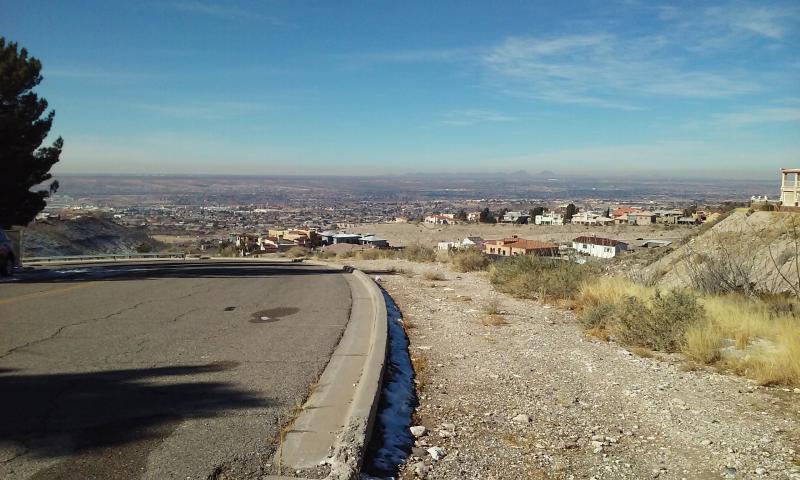 El Paso from the mountains