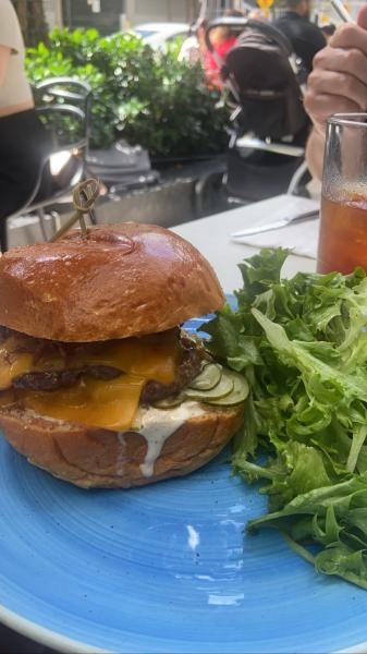 B Bistro BBB burger $20 #food excellent 2023