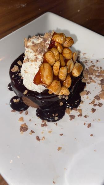 Chocolate crunch at Perry’s Steakhouse #dessert #food February 2022