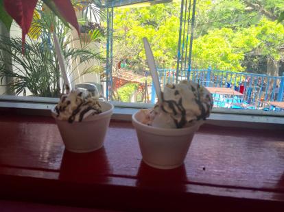 River walk San Antonio Mini Ice Cream Subdae $3 at Mr Ice Cream #food