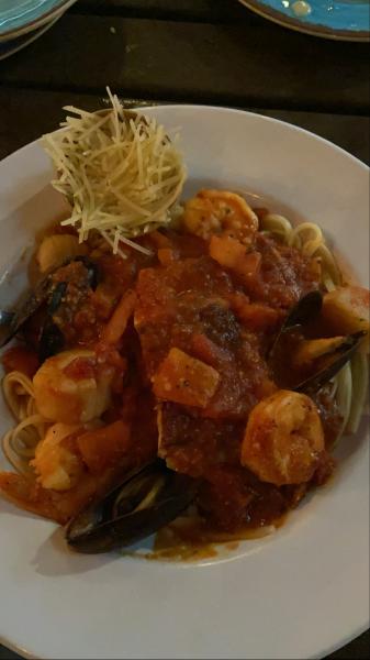 Snookâ€™s Bayside FRA DIABLO mahi mahi, mussels, shrimp & scallops with a spicy r