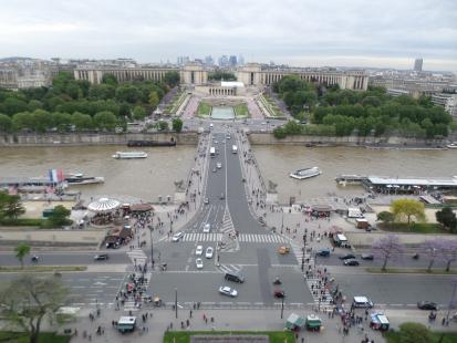 A view from the Eiffel Tower looking north at the Jardins du Trocadero and the Pallais de 
