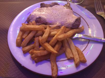 Le Marathon Restaurant Paris 3 course meal for 10 euros steak would probably be better med