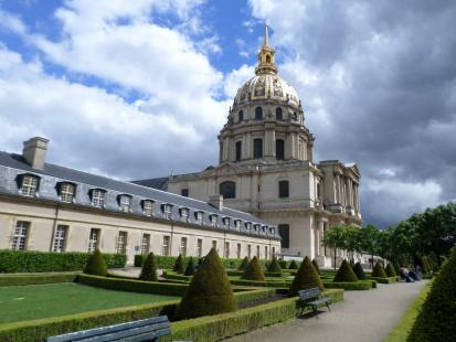 The gardens outside Napoleon's Tomb. The garden is open to the public. 
