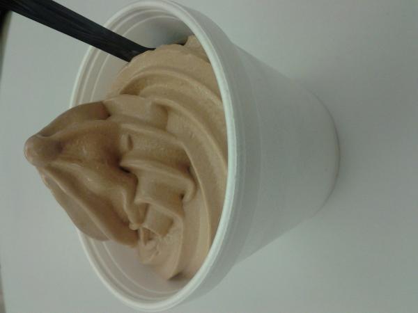Frozen yogurt at Denver international airport #food. Ten ounce is $4.62