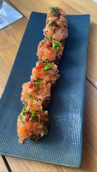 Osaka nori furai sushi roll salmon and shrimp fried. Excellent #food