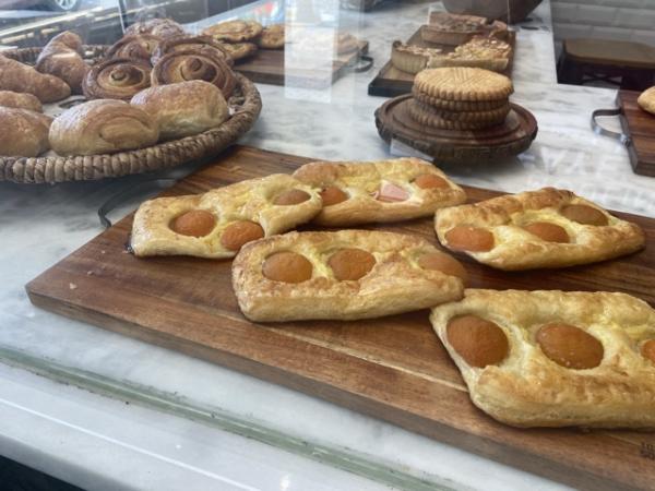 Les Moulins La Fayette French Bakery Pastry Miami Beach #food $4 2020