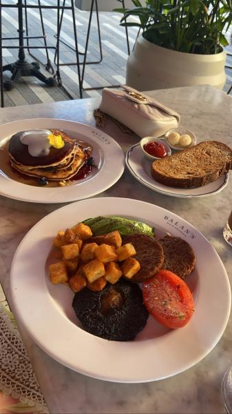 Balan’s vegan breakfast platter , blueberry vegan pancakes #food 2022