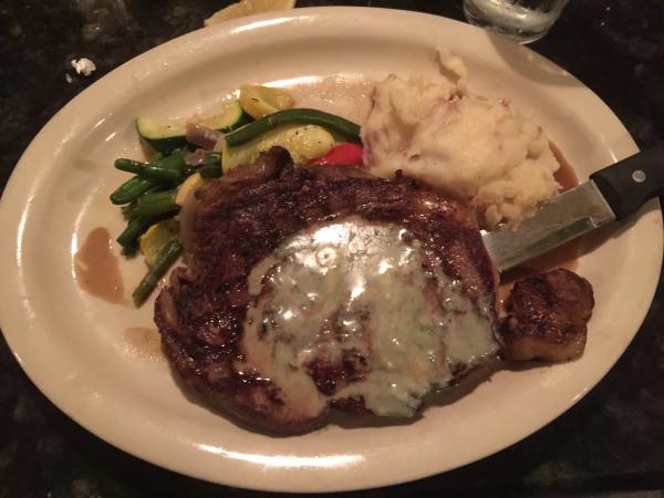 Saint Claire Winery excellent steak with blue cheese, mashed potatoes, and vegetables. #fo