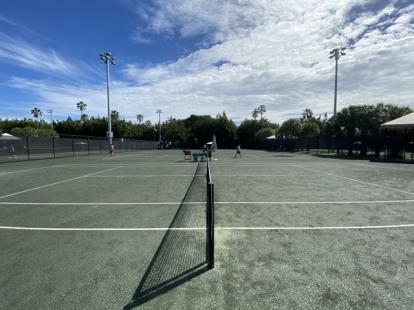 Flamingo Park Tennis Courts. Per player $7 residents, $13 non-residents October 2021 Har-t