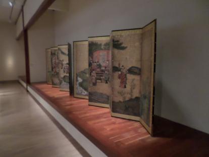 Japanese screen prints at the Dallas Museum of Art. 
