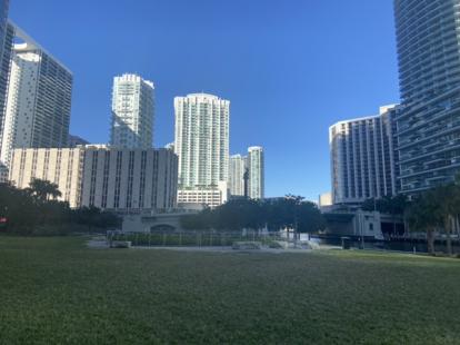 The Circle by the Ikon. Open space for dogs. #dog 2021 Miami Brickell