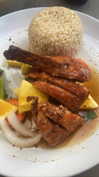 Moon Thai lunch special spring break duck $15 excellent #food 2022